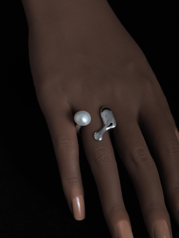 Silver Ring pearl
